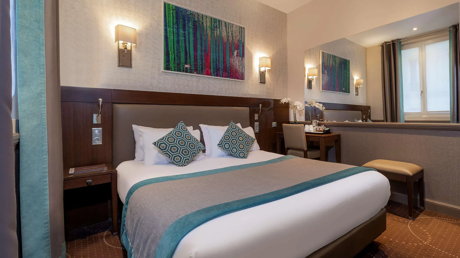 Hotel Elysees Ceramic 3*