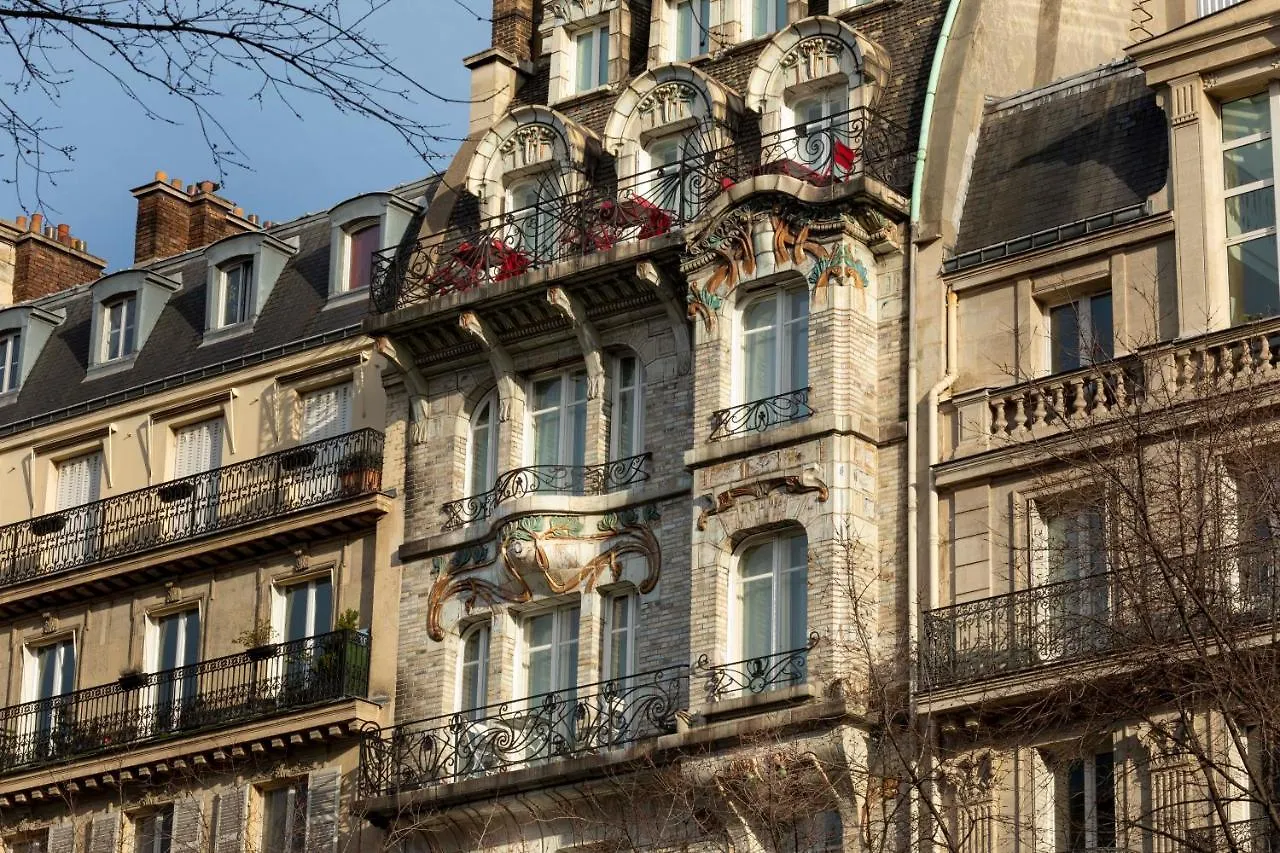 Hotel Elysées Ceramic 3*